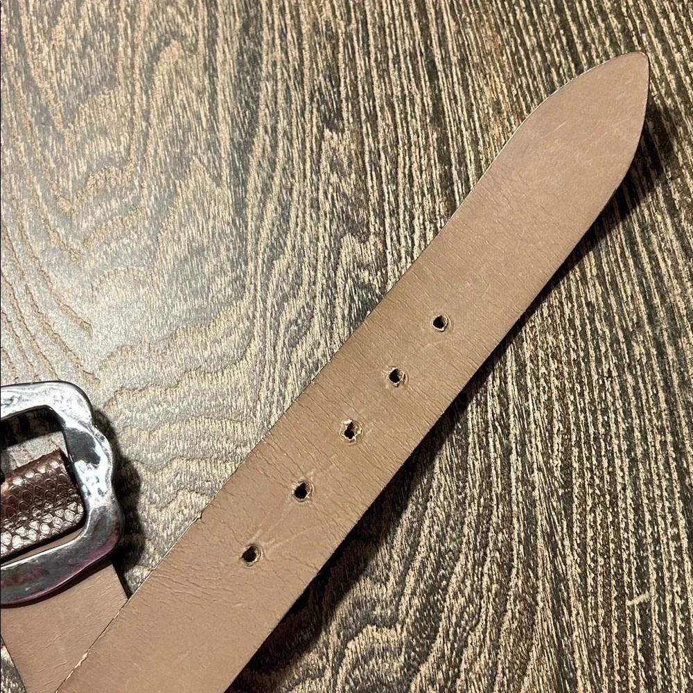 Art Moda Textured Brown Belt with Silver Buckle Made in Italy EUR Size 90= US 36